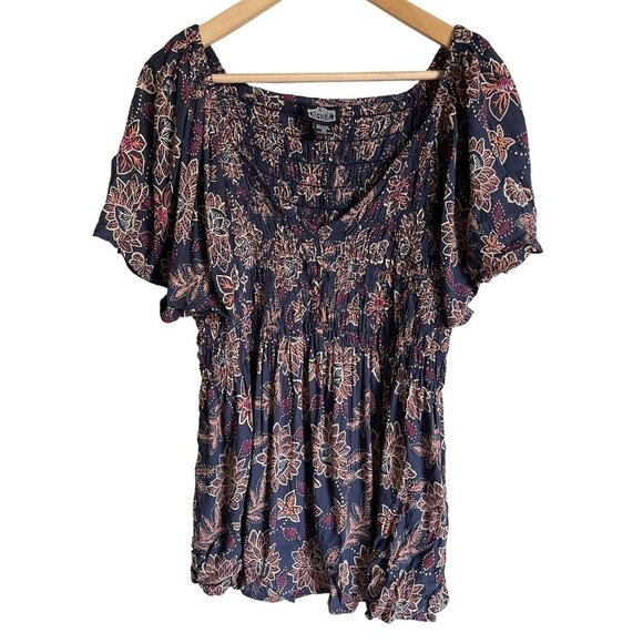 Angie 1X Gray V-Neck Smocked Peasant Top Ruffle Flutter Sleeve Blouse 100% Rayon - Picture 1 of 8